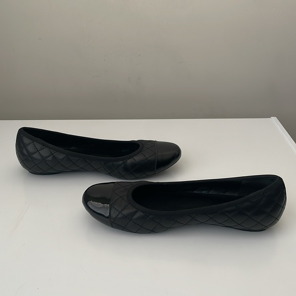 Van Eli Black Leather Quilted Ballet Flats size 7.5W Slip on Cap Toe - Picture 4 of 11